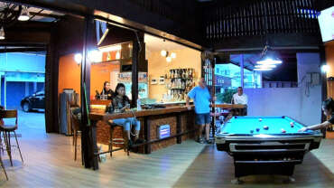 Phuket Sports bar & Restaurant Coffee Cycle