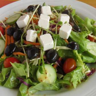 25 greek salad